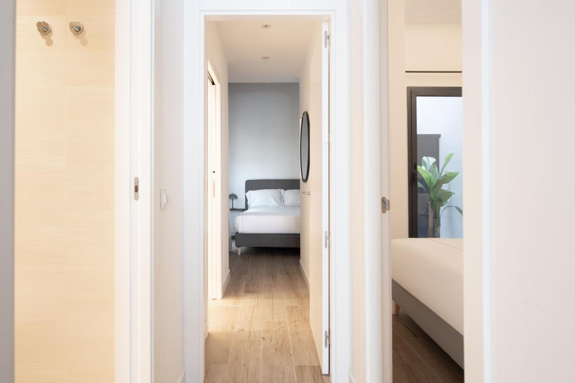 Santa Ana 18 Suite Apartments Seville Ngoại thất bức ảnh