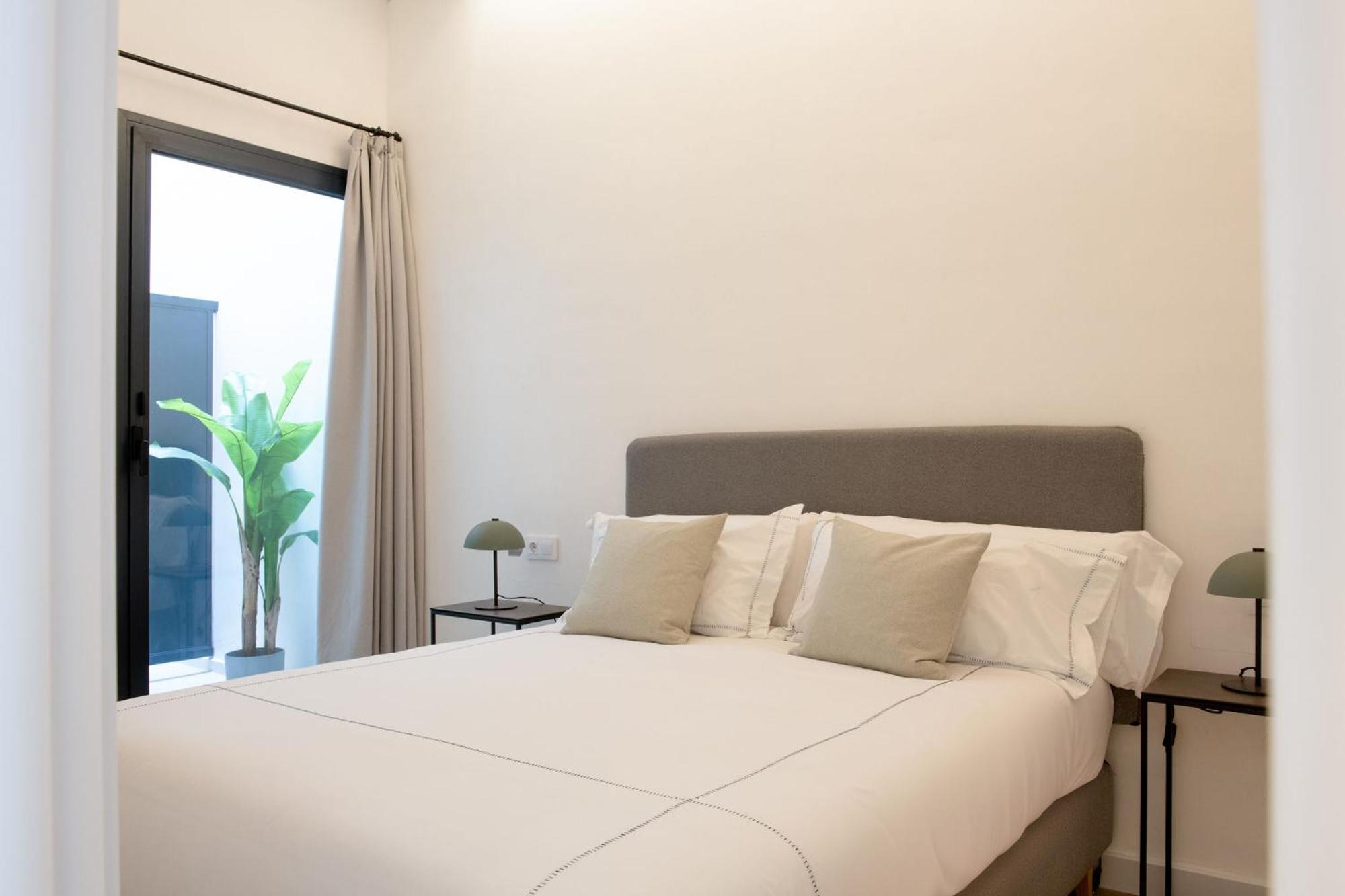 Santa Ana 18 Suite Apartments Seville Ngoại thất bức ảnh