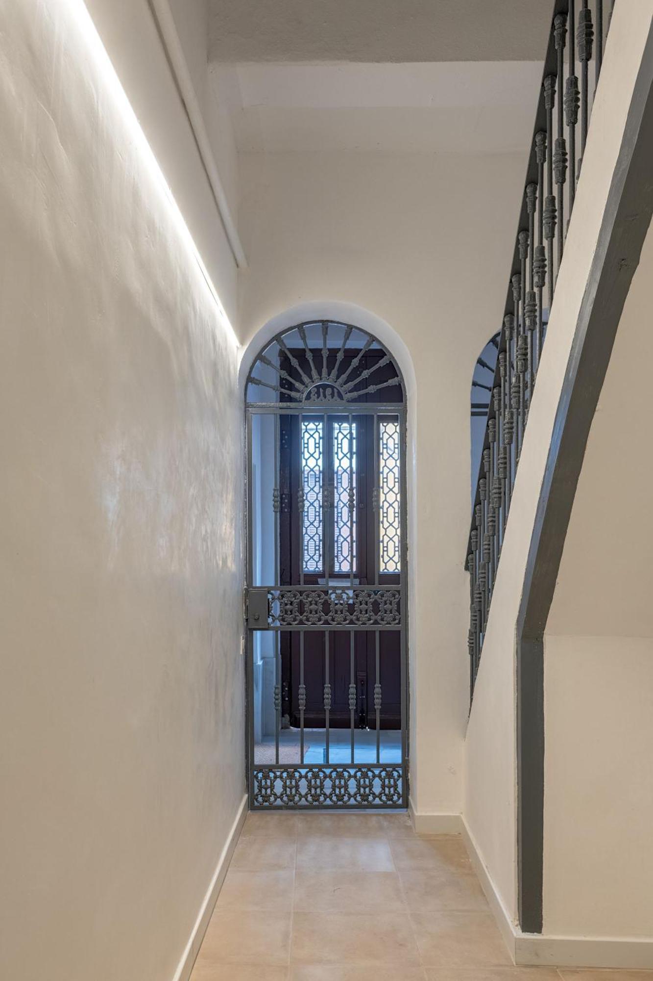 Santa Ana 18 Suite Apartments Seville Ngoại thất bức ảnh